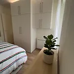 T2 Cosy - Proche Tour Eiffel * Παρίσι